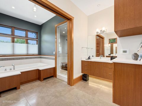 Tiny photo for 1040 S Edgewood Avenue, La Grange, IL 60525 (MLS # 12645021)