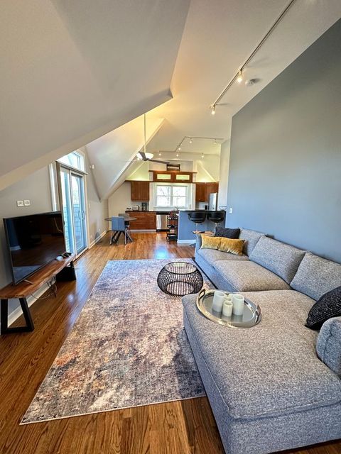 Tiny photo for 1040 S Edgewood Avenue, La Grange, IL 60525 (MLS # 12645021)