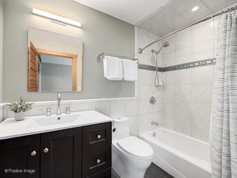 Tiny photo for 1040 S Edgewood Avenue, La Grange, IL 60525 (MLS # 12645021)