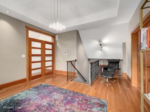 Tiny photo for 1040 S Edgewood Avenue, La Grange, IL 60525 (MLS # 12645021)