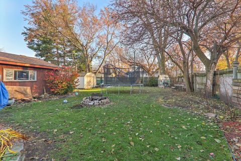Tiny photo for 18637 W Karen Lane, Gurnee, IL 60031 (MLS # 12585261)