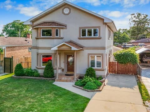Photo of 8224 N Oleander Avenue, Niles, IL 60714 (MLS # 12718650)