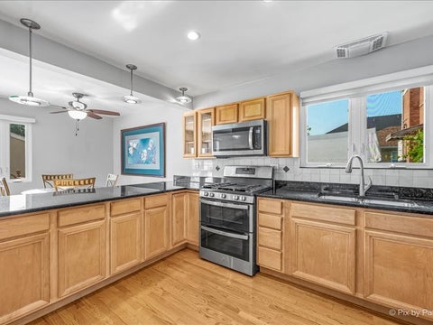 Tiny photo for 8224 N Oleander Avenue, Niles, IL 60714 (MLS # 12718650)