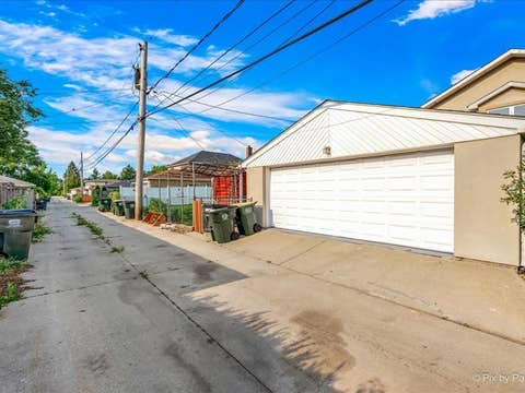 Tiny photo for 8224 N Oleander Avenue, Niles, IL 60714 (MLS # 12718650)