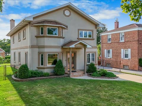 Tiny photo for 8224 N Oleander Avenue, Niles, IL 60714 (MLS # 12718650)