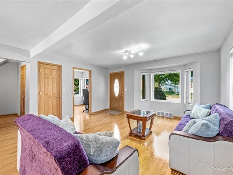 Tiny photo for 8224 N Oleander Avenue, Niles, IL 60714 (MLS # 12718650)