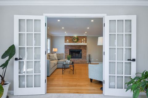 Tiny photo for 1206 Beckman Lane, Batavia, IL 60510 (MLS # 12484188)