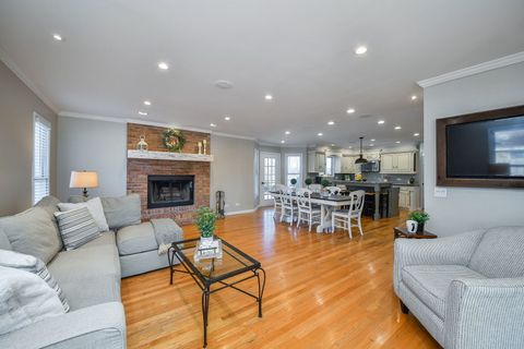 Tiny photo for 1206 Beckman Lane, Batavia, IL 60510 (MLS # 12484188)