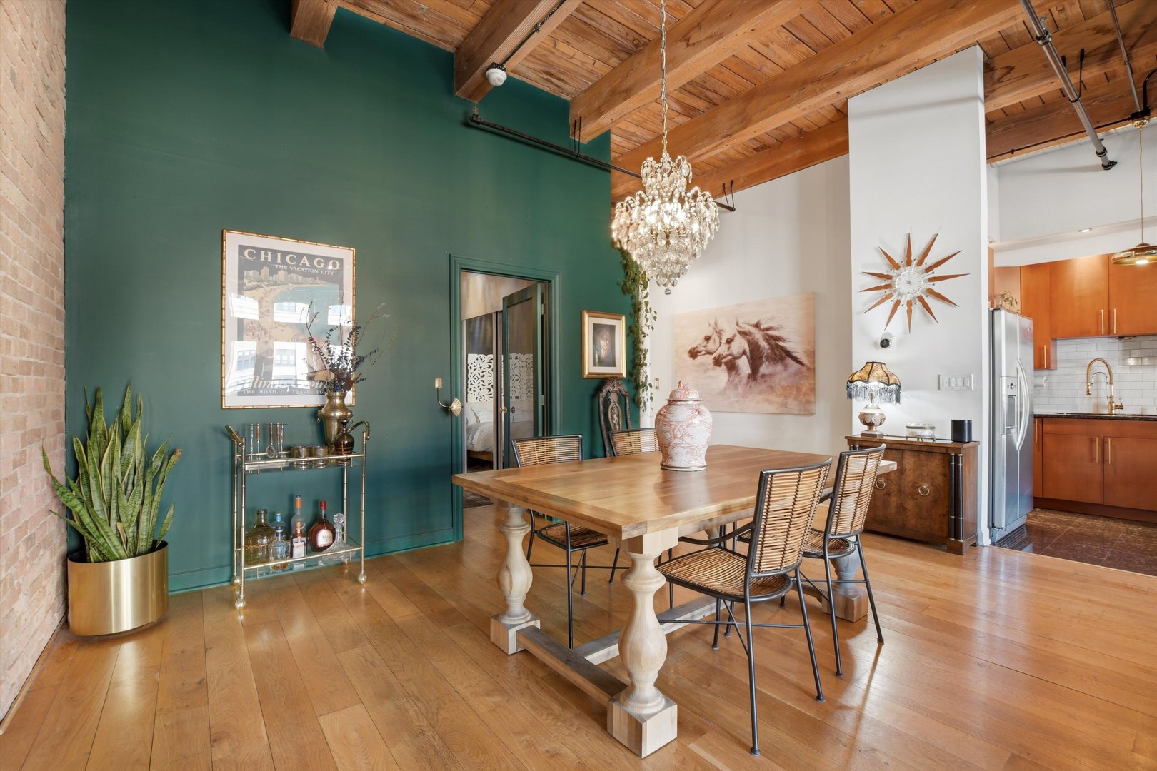 400 S GREEN Street 409