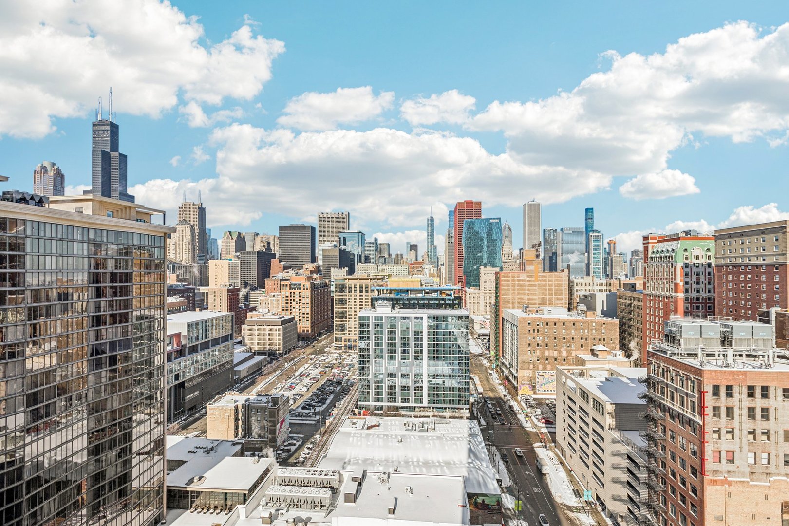 41 E 8th Street 2207