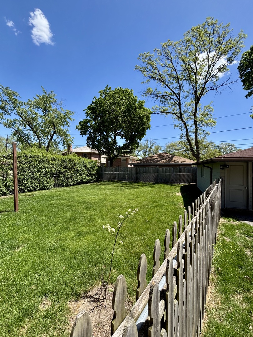 1237 Heatherfield Lane