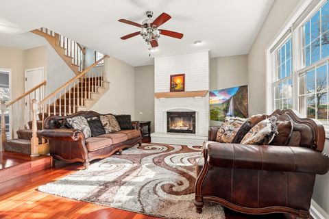 Tiny photo for 1004 Hamlet Road, Naperville, IL 60564 (MLS # 12646155)