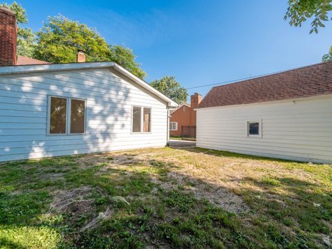 Tiny photo for 237 Ingleside Avenue, Aurora, IL 60506 (MLS # 12511961)