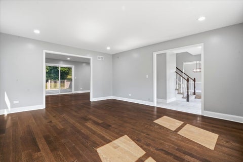 Tiny photo for 1203 Claridge Drive, Libertyville, IL 60048 (MLS # 12720273)