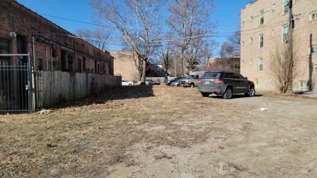 6051 S Saint Lawrence Avenue