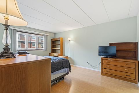 Tiny photo for 10221 S Komensky Avenue #1E, Oak Lawn, IL 60453 (MLS # 12618264)