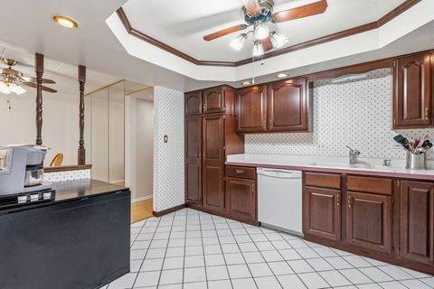 Tiny photo for 10221 S Komensky Avenue #1E, Oak Lawn, IL 60453 (MLS # 12618264)