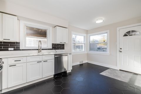 Tiny photo for 8246 S Woodlawn Avenue, Chicago, IL 60619 (MLS # 12519837)