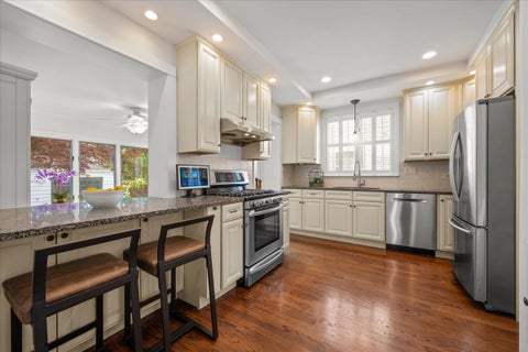 Tiny photo for 1943 Greenwood Avenue, Wilmette, IL 60091 (MLS # 12645820)