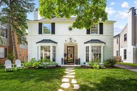 Photo of 1943 Greenwood Avenue, Wilmette, IL 60091 (MLS # 12645820)
