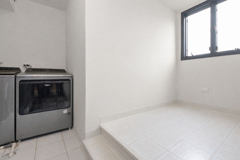 Tiny photo for 7920 W Lakeview Court #2B, Palos Heights, IL 60463 (MLS # 12270959)