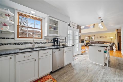 Tiny photo for North Aurora, IL 60542 (MLS # 12328316)