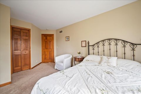 Tiny photo for North Aurora, IL 60542 (MLS # 12328316)