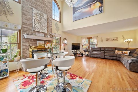 Tiny photo for North Aurora, IL 60542 (MLS # 12328316)