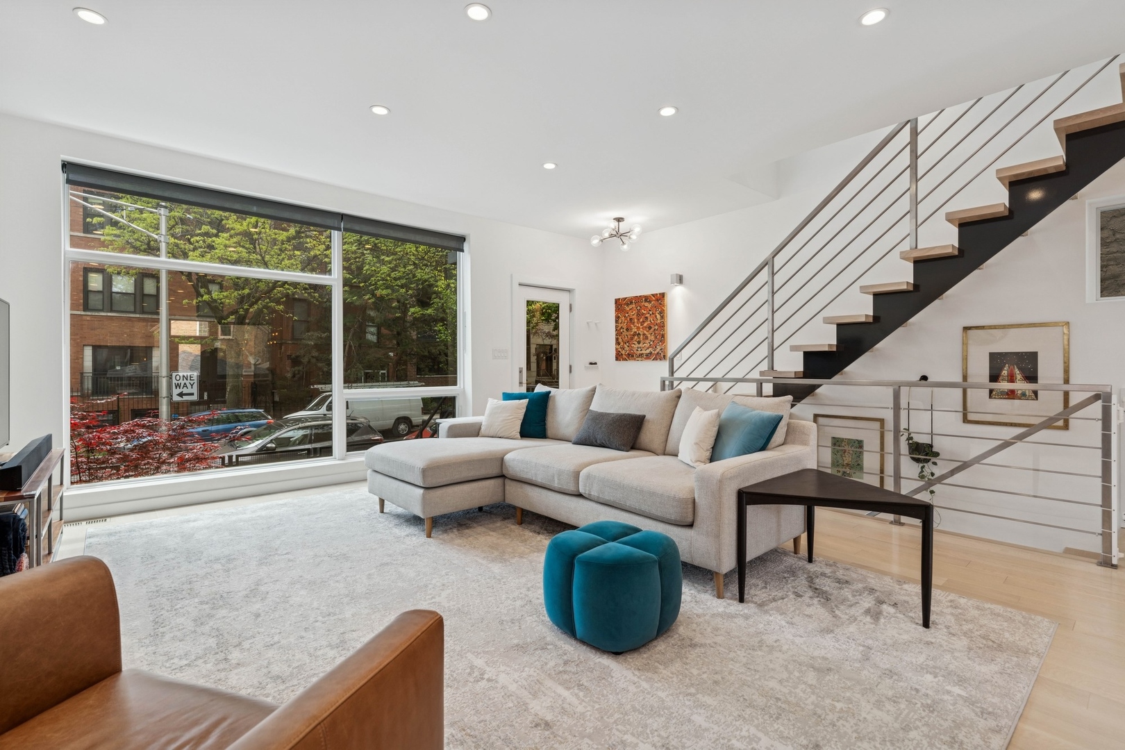 2012 W CRYSTAL Street