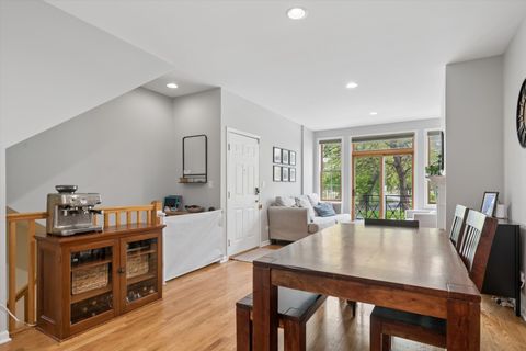 Tiny photo for 3045 N Damen Avenue #1, Chicago, IL 60618 (MLS # 12639391)