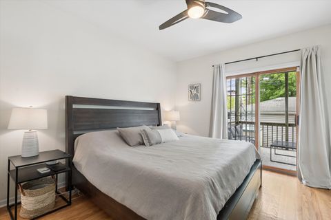 Tiny photo for 3045 N Damen Avenue #1, Chicago, IL 60618 (MLS # 12639391)