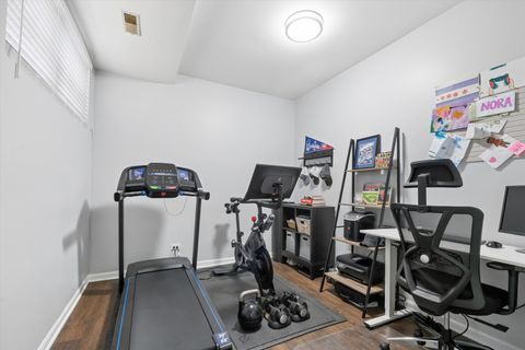 Tiny photo for 3045 N Damen Avenue #1, Chicago, IL 60618 (MLS # 12639391)