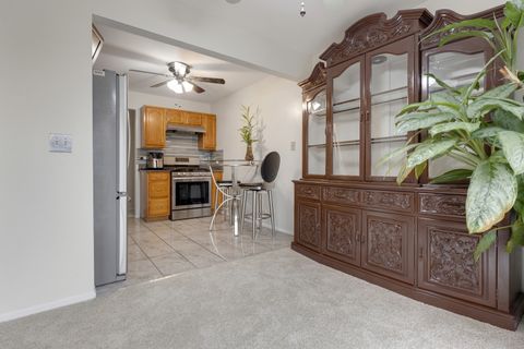 Tiny photo for 2838 Meadow Lane #W-2, Schaumburg, IL 60193 (MLS # 12589280)