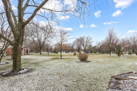 Tiny photo for 2838 Meadow Lane #W-2, Schaumburg, IL 60193 (MLS # 12589280)