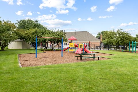 Tiny photo for 2838 Meadow Lane #W-2, Schaumburg, IL 60193 (MLS # 12589280)