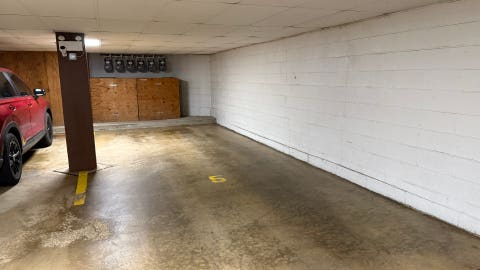 Tiny photo for 125 Boardwalk Place #201, Park Ridge, IL 60068 (MLS # 12655463)