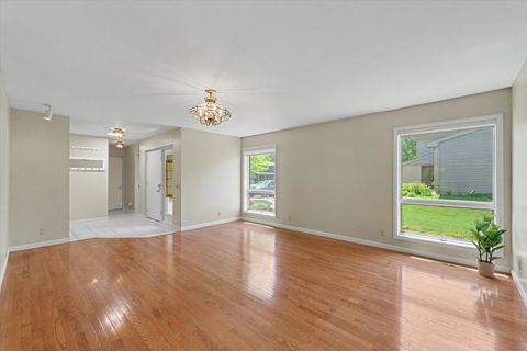 Tiny photo for 4 Greenfield Court, Savoy, IL 61874 (MLS # 12557282)
