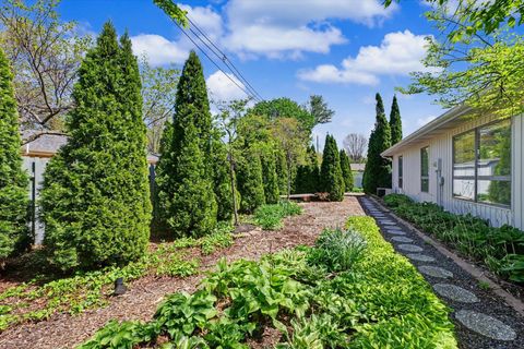 Tiny photo for 4 Greenfield Court, Savoy, IL 61874 (MLS # 12557282)