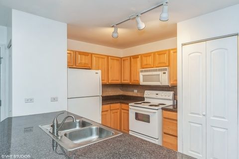 Tiny photo for 3447 S Ridgeland Avenue #103, Berwyn, IL 60402 (MLS # 12574361)