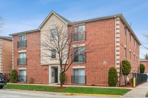 Tiny photo for 3447 S Ridgeland Avenue #103, Berwyn, IL 60402 (MLS # 12574361)