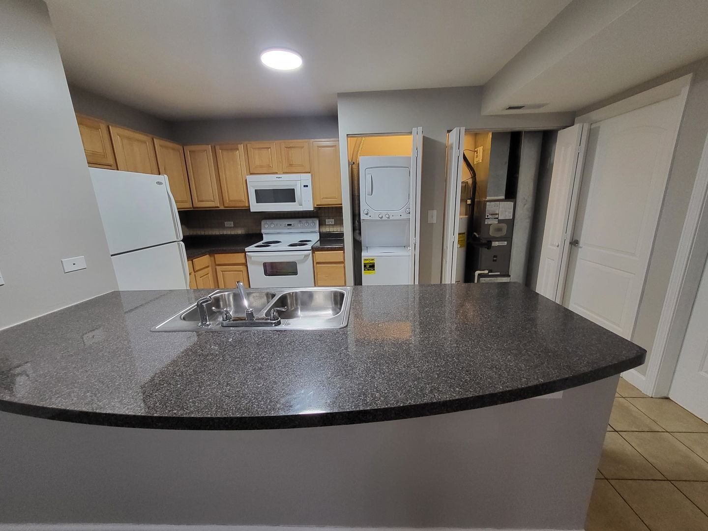 3447 S Ridgeland Avenue 103
