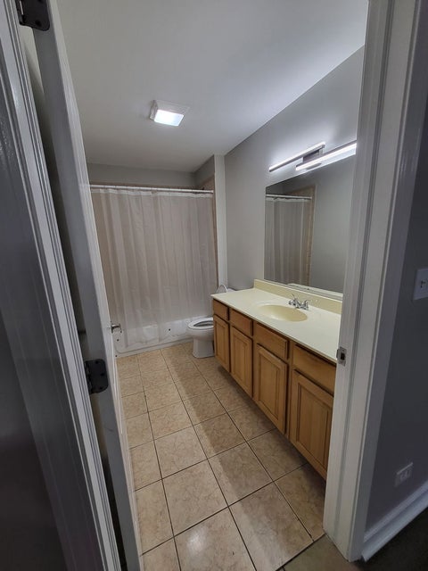 Tiny photo for 3447 S Ridgeland Avenue #103, Berwyn, IL 60402 (MLS # 12574361)