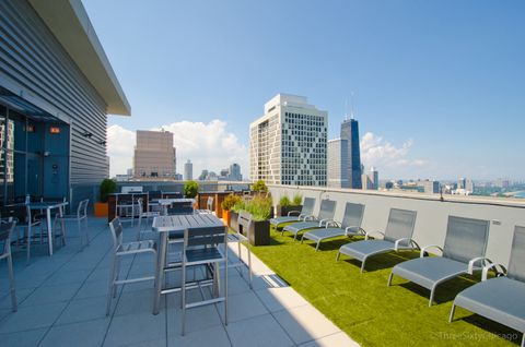 Tiny photo for 600 N Lake Shore Drive #2709, Chicago, IL 60611 (MLS # 12603864)