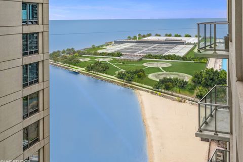 Tiny photo for 600 N Lake Shore Drive #2709, Chicago, IL 60611 (MLS # 12603864)