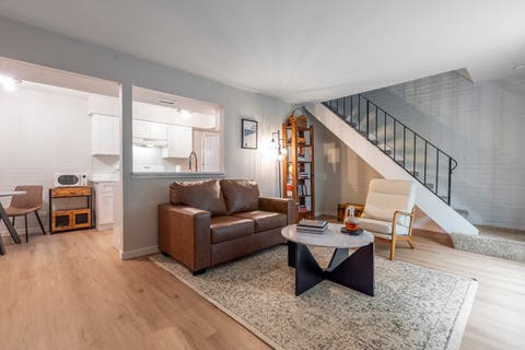 Tiny photo for 186 Judith Court #B, Bartlett, IL 60103 (MLS # 12711951)