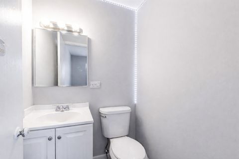 Tiny photo for 342 Klein Creek Court #5E, Carol Stream, IL 60188 (MLS # 12601501)