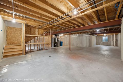 Tiny photo for 305 Kensington Drive, Oswego, IL 60543 (MLS # 12693909)
