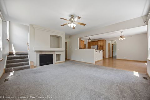 Tiny photo for 305 Kensington Drive, Oswego, IL 60543 (MLS # 12693909)