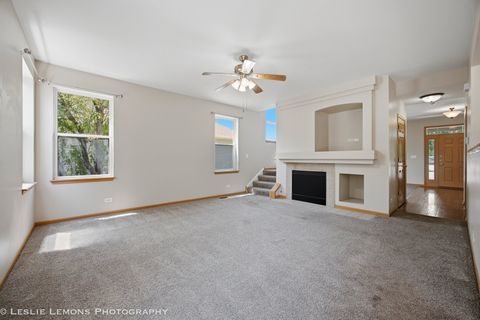 Tiny photo for 305 Kensington Drive, Oswego, IL 60543 (MLS # 12693909)