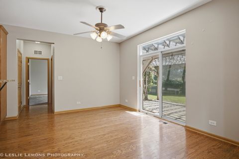 Tiny photo for 305 Kensington Drive, Oswego, IL 60543 (MLS # 12693909)